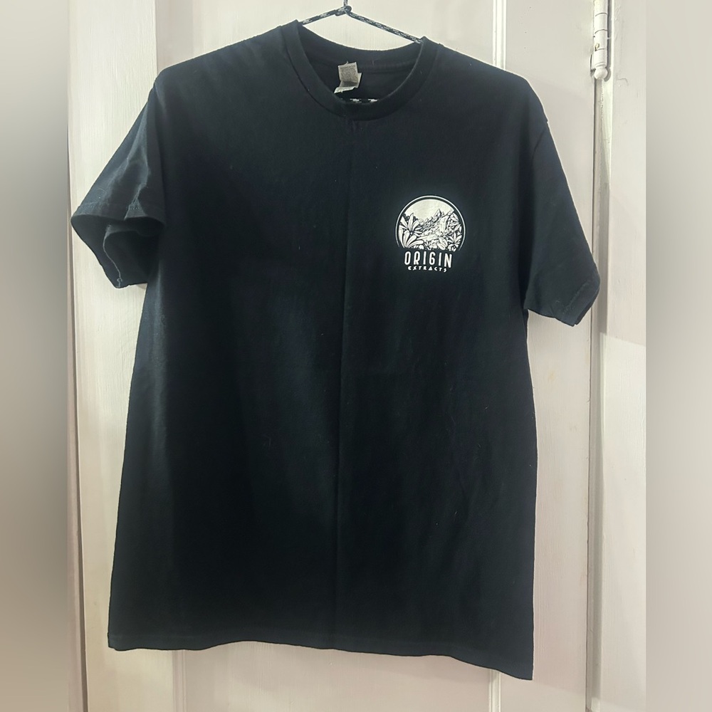 Men's Mesium Black Origin Extracts Graphic T-Shirt